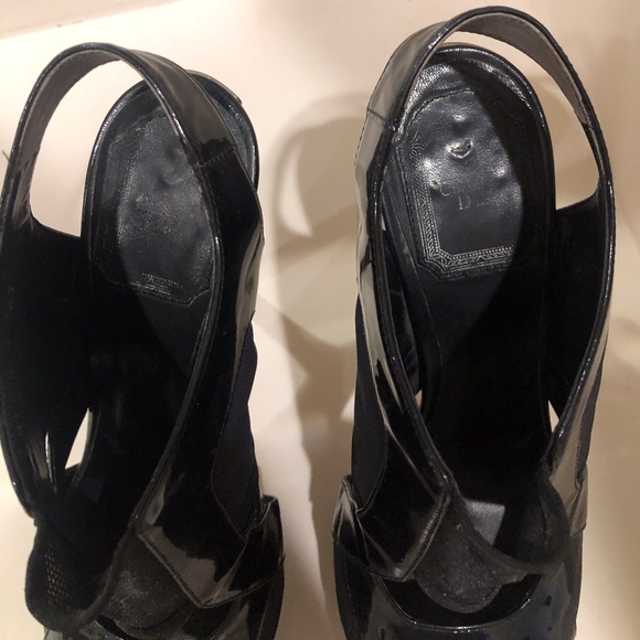 Dior Patent Leather Slingback Pumps with Mesh - Picture 5 of 5